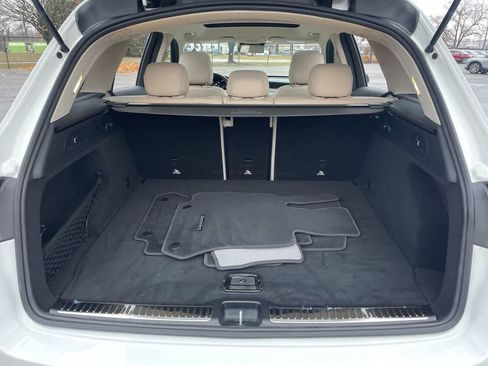 Used 2022 Mercedes-Benz GLC 300 4MATIC image 17