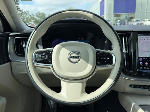 Certified 2024 Volvo XC60 T8 Ultimate w/ Protection Package Premier AWD/4WD image 17