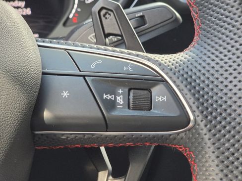 Used 2022 Lamborghini Urus AWD/4WD image 22