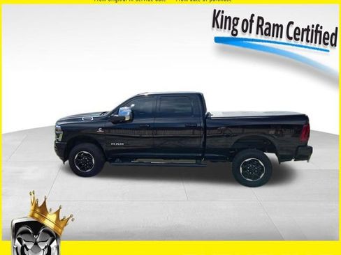 Used 2025 RAM 2500 Laramie AWD/4WD image 1