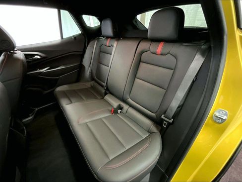 Used 2024 Chevrolet Trax RS w/ Driver Confidence Package image 25