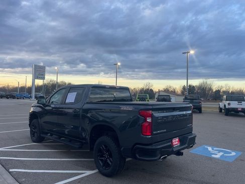 Used 2021 Chevrolet Silverado 1500 Custom Trail Boss image 3