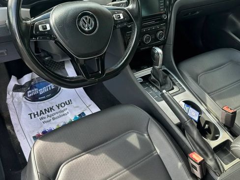 Used 2020 Volkswagen Passat 2.0T SE FWD image 9