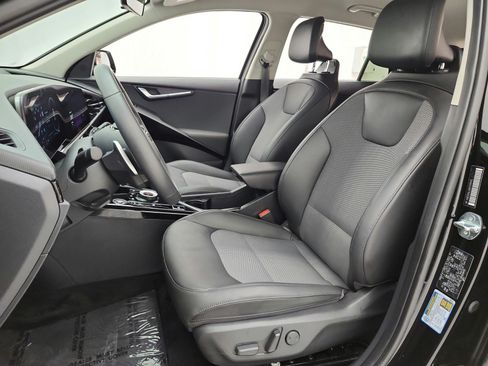 Used 2024 Kia Niro Wind FWD image 13