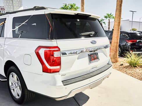 Used 2020 Ford Expedition Max XLT w/ Equipment Group 202A AWD/4WD image 7
