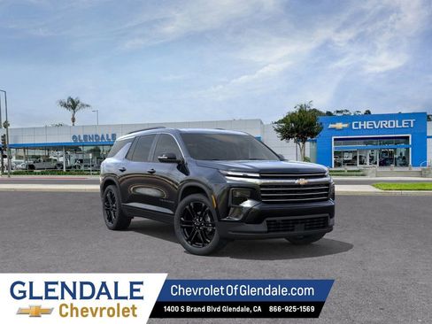 New 2026 Chevrolet Traverse LT w/ LPO, Floor Liner Package FWD image 1
