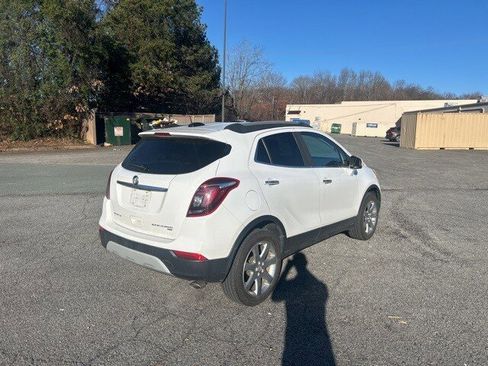 Used 2018 Buick Encore Essence w/ Experience Buick Package image 5
