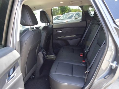 New 2025 Nissan Murano SV image 20