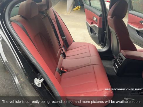 Used 2024 BMW 330i Sedan w/ M Sport Package RWD image 13