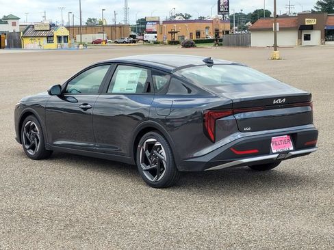 New 2026 Kia K4 EX FWD image 3