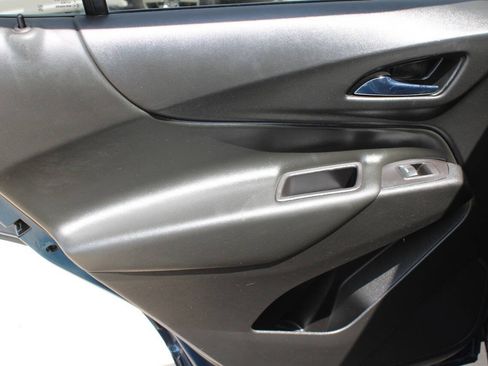 Used 2021 Chevrolet Equinox LT AWD/4WD image 15