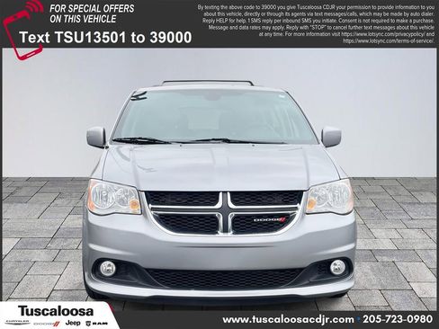 Used 2020 Dodge Grand Caravan SXT image 2