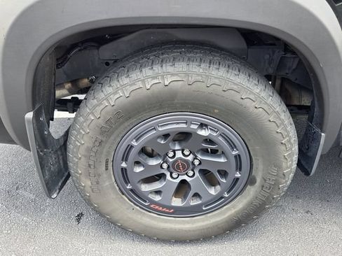 Used 2025 Nissan Frontier Pro-X w/ Pro Convenience Package RWD image 8