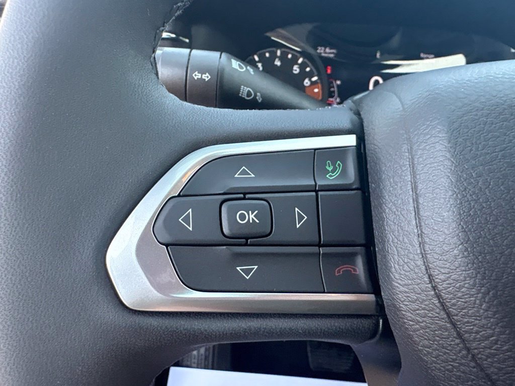 Certified 2023 Jeep Compass Limited AWD/4WD image 17