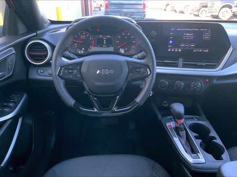 Certified 2025 Chevrolet Trax RS w/ Driver Confidence Package image 6