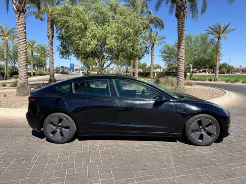 Used 2023 Tesla Model 3 Standard Range RWD image 10