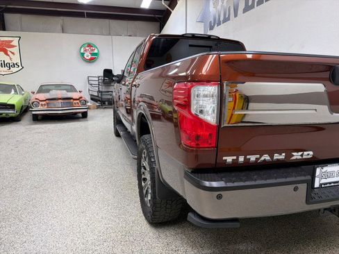 Used 2018 Nissan Titan Platinum Reserve w/ Platinum Utility Package image 9