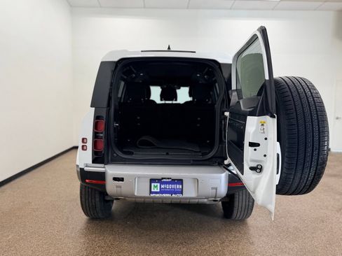 Used 2025 Land Rover Defender 110 S AWD/4WD image 5
