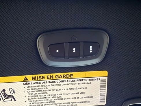New 2026 Chrysler Pacifica Select FWD image 26
