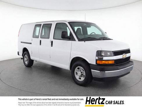 Used 2025 Chevrolet Express 3500 LT w/ LT Preferred Equipment Group image 1