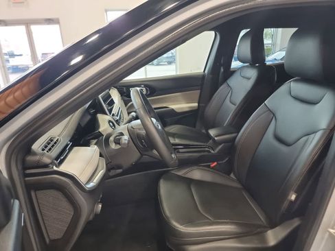 Used 2024 Jeep Compass Limited AWD/4WD image 10
