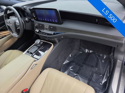 Used 2021 Lexus LS 500 AWD w/ Interior Upgrade Package image 29