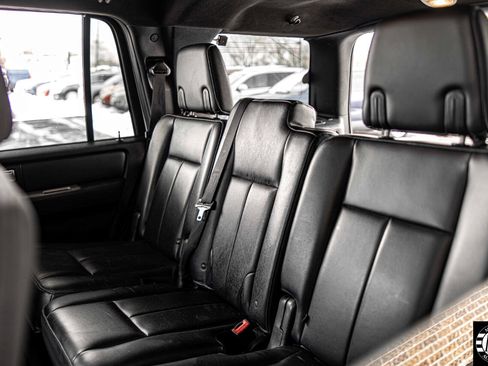 Used 2016 Ford Expedition XL image 24