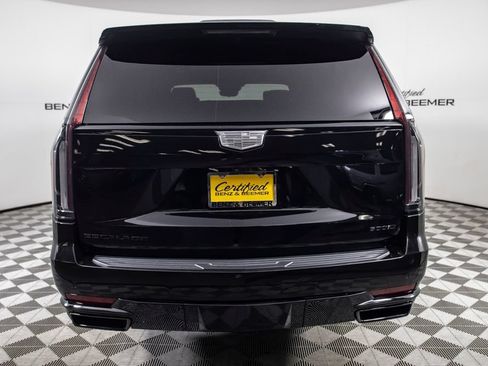 Used 2021 Cadillac Escalade Sport w/ Driver Assist Tech Package AWD/4WD image 14