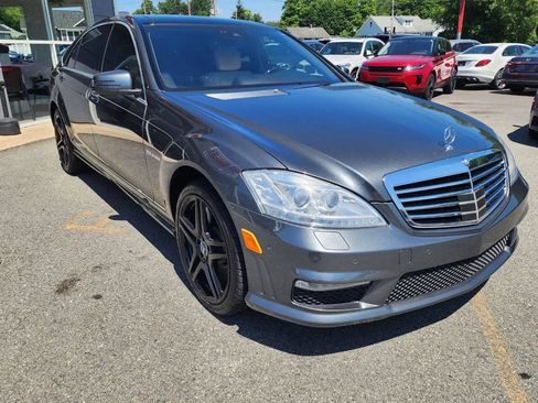 Used 2013 Mercedes-Benz S 63 AMG w/ AMG Performance Pkg image 4