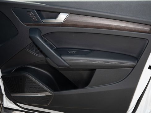 Used 2024 Audi Q5 2.0T Premium Plus image 13