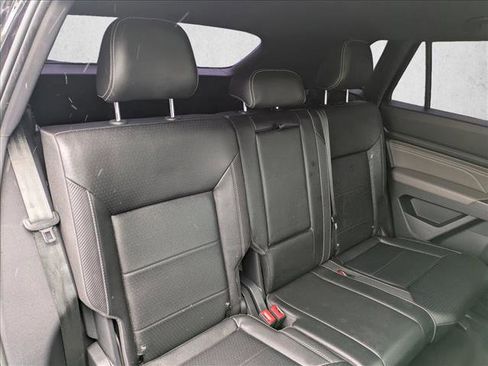 Certified 2021 Volkswagen Atlas Cross Sport SE image 15