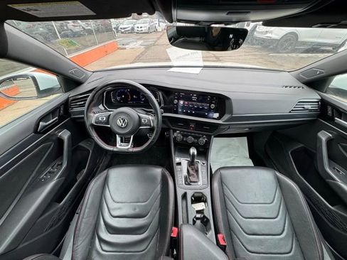 Used 2020 Volkswagen Jetta GLI Autobahn image 17