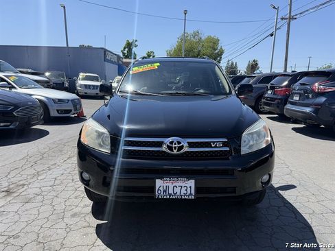 Used 2007 Toyota RAV4 Limited FWD image 2