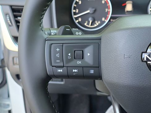 New 2026 Nissan Rogue SV AWD/4WD image 19