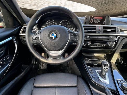 Used 2017 BMW 330i Sedan image 5