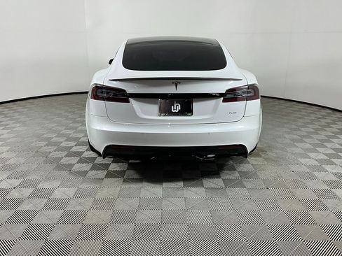 Used 2021 Tesla Model S Plaid image 8