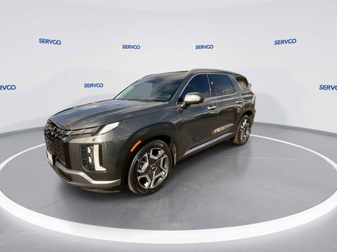 Used 2023 Hyundai Palisade Limited FWD image 4