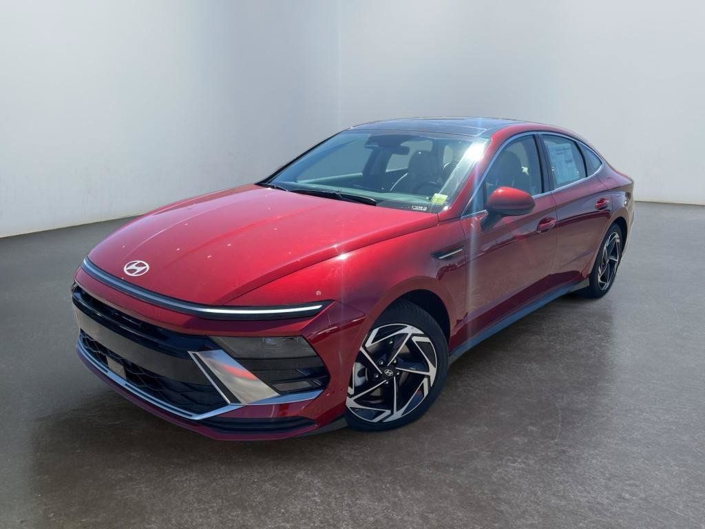 New 2024 Hyundai Sonata SEL w/ Convenience Package FWD image 1