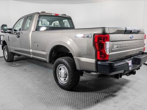 Used 2021 Ford F250 XL w/ Power Equipment Group image 4