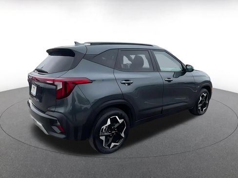 Used 2025 Kia Seltos S FWD image 15