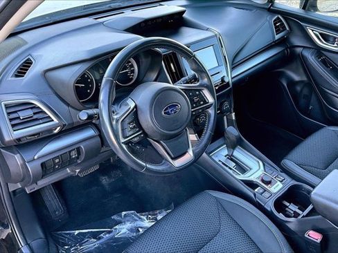 Used 2023 Subaru Forester Premium image 17