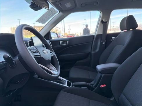 Used 2026 Hyundai Venue SE image 20