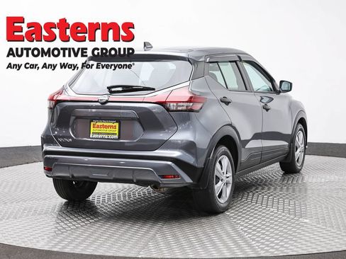 Used 2024 Nissan Kicks S FWD image 5