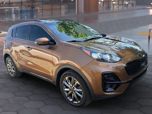 Used 2021 Kia Sportage S w/ S AWD Premium Package image 15