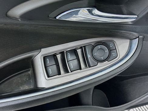 Used 2021 Chevrolet Malibu LT w/ Redline Edition FWD image 15