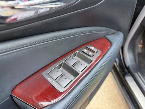 Used 2007 Lexus LS 460 L w/ Luxury Pkg RWD image 9