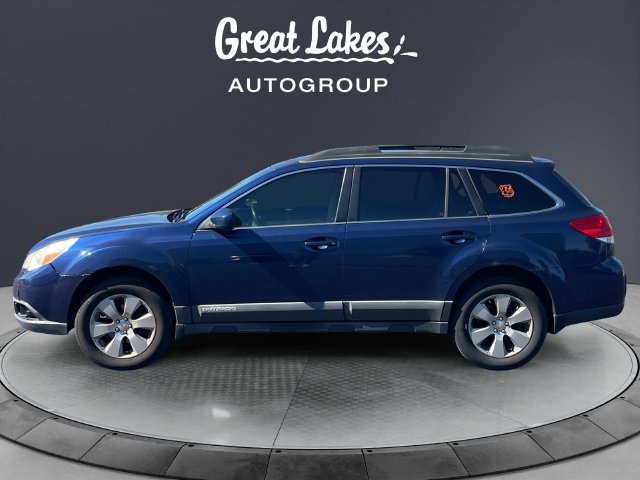 Used 2011 Subaru Outback 2.5i Premium AWD/4WD image 2