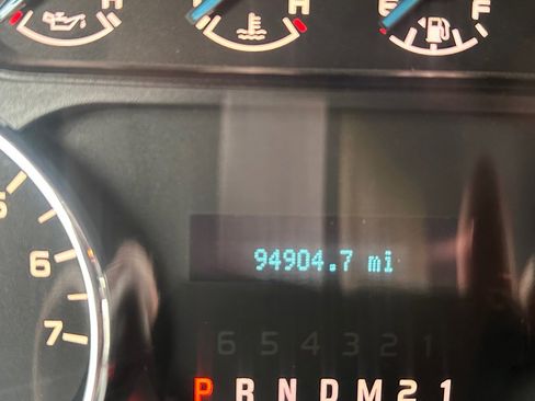 Used 2013 Ford F150 XLT w/ Trailer Tow Pkg image 17