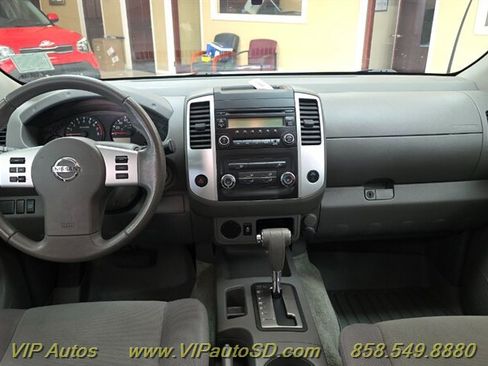 Used 2014 Nissan Frontier S image 10