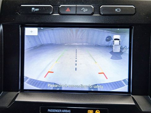 Used 2022 Ford F250 XLT w/ XLT Premium Package image 18